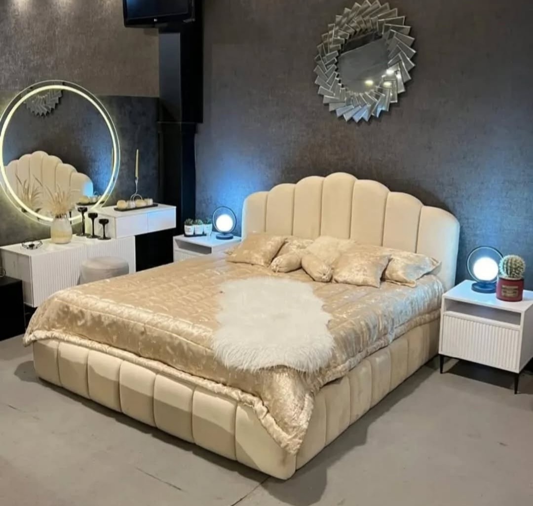 تخت خواب دو نفره مدل تاجی